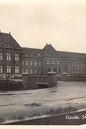 Gouda St. Joseph Paviljoen Graaf Florisweg met sloten aan beide kanten Type fotokaart Ziekenhuis HC52694 Wysoka jakość