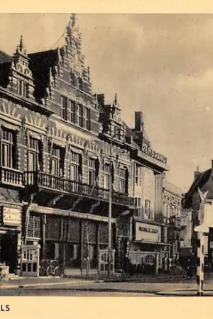 Haarlem Grote Markt met oude gevels en standbeeld Laurens Coster HC52098 Bezpieczna płatność