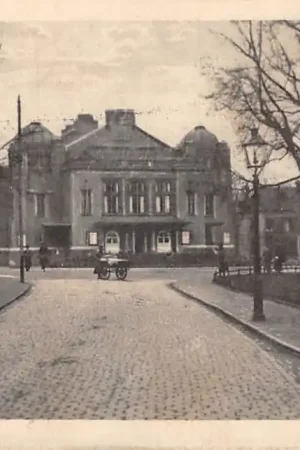 Popularny Haarlem Stads Schouwburg 1925 met extra stempels Filatelie HC52017