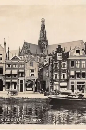Haarlem Spaarne en Groote St. Bavo Kerk 1946 HC51996 Premium