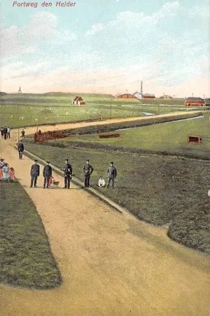 Den Helder Fortweg met soldaten 1913 Militair HC51836 Rabat