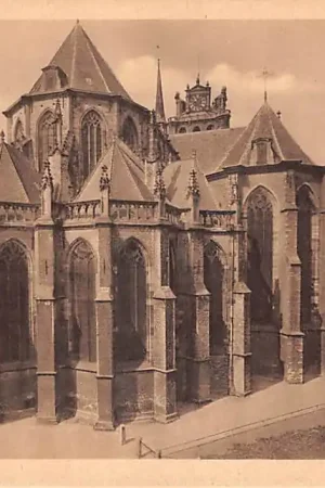 Dordrecht Groote Kerk Koor, Kapellenkrans en Vrouwenkoor Oostzijde 1927 HC51594 Niska cena