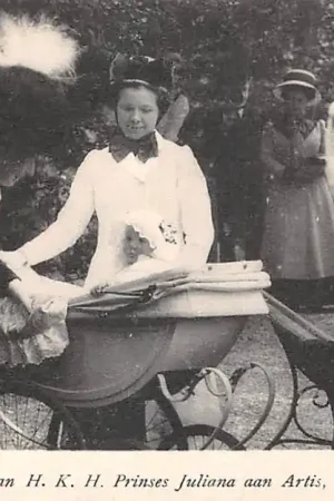 Amsterdam Artis Eerste bezoek van H.K.H. Prinses Juliana aan Artis 28 Mei 1910 Koningshuis HC51515 Darmowa dostawa