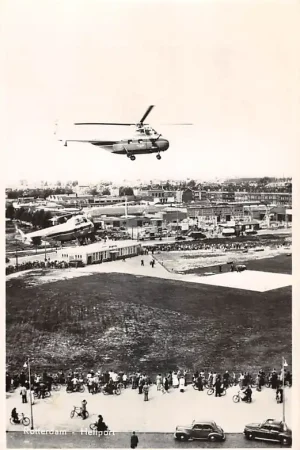 Rotterdam Heliport Helikopter boven vliegveld Luchtvaart 1954 HC50802 Zamów teraz