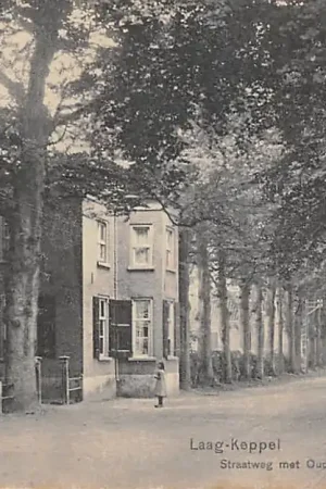 Premium Laag-Keppel Straatweg met Oude Pastorie 1924 HC50789