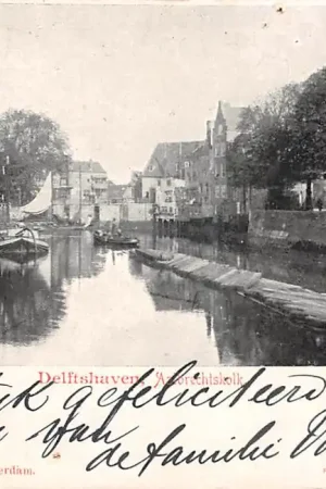 Wysoka jakość Rotterdam Delfshaven Aelbrechtskolk met binnenvaart schepen Sleepboot met houtsleep 1901 HC50574