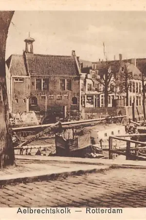 Autentyczny Rotterdam Aelbrechtskolk met binnenvaart schepen HC50568