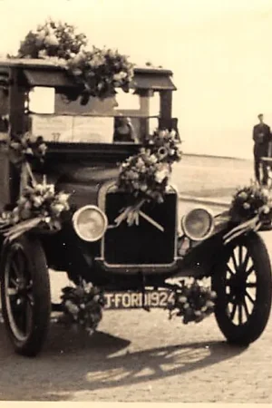 Wyprzedaż Scheveningen Boulevard Fotokaart versierde T-Ford 1924 Auto HC50303