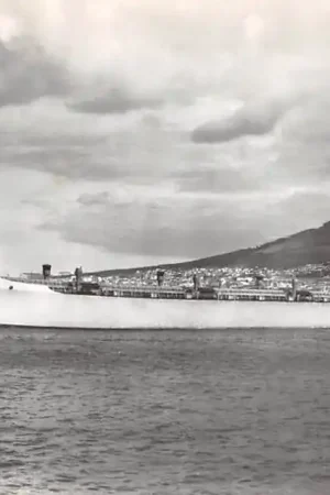 Scheepvaart Rotterdam PHs. van Ommeren m.s. Holendrecht te Kaapstad 1970 Schepen HC50196 Tani