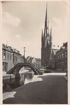 Woerden De Rijn met R.K. Kerk HC49822 Oferta limitowana