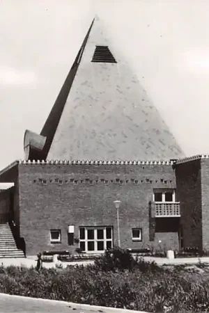 Premium Gorinchem Mollenburgseweg 15 N.H. Exodus kerk 1964 HC49664