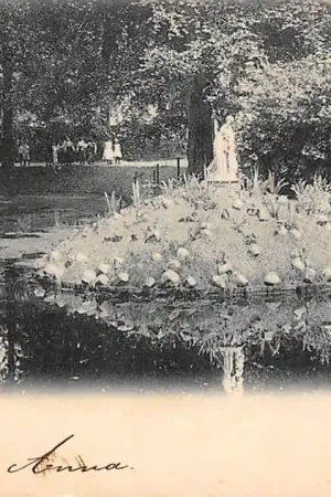 Dordrecht Park Merwestein 1903 Standbeeld HC49593 Promocja
