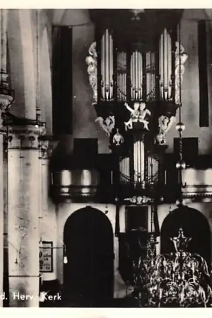 Najlepsza cena Dirksland Interieur Ned. Hervormde Kerk met orgel en preekstoel 1959 Goeree-Overflakkee HC49573