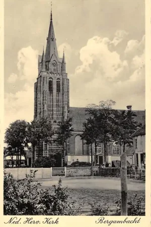 Bergambacht Ned. Hervormde Kerk 1947 Krimpenerwaard HC49439 Premium