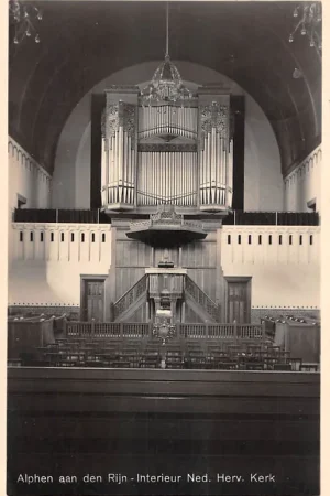 Alphen aan den Rijn Interieur Ned. Hervormde Kerk met orgel en preekstoel 1940 HC49367 Oferta