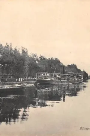 Rabat Alphen aan den Rijn Rijngezicht in Alphen bij Gouwsluis 1911 Molen Binnenvaart schepen HC49379