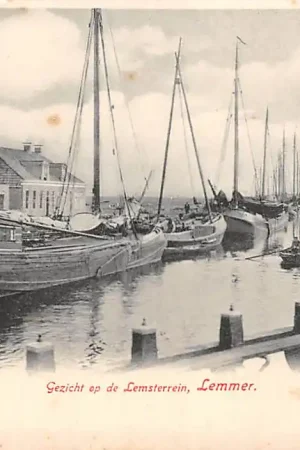 Lemmer Gezicht op de Lemsterrein Schepen Scheepvaart Friesland 1900 HC49108 Popularny