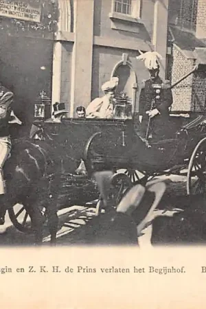 Breda H.M. de Koningin en Z.K.H. de Prins verlaten het Begijnhof per paard en wagen 3 Juli 1905 Koningshuis HC48876 Szybka dostawa