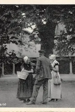 Tani Middelburg Botermarkt Klederdracht Vintage HC48847