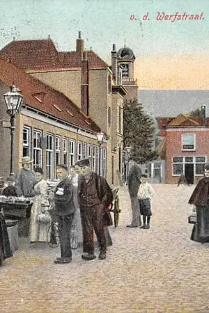 Bezpieczna płatność Leiden v.d. Werfstraat met markt handelaren 1906 HC48492