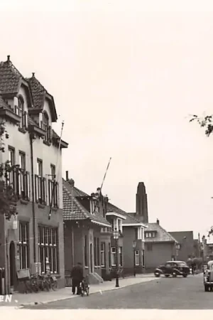 Waddinxveen Kerkweg Postkantoor en Gereformeerde Kerk 1953 HC48457 Zamów teraz