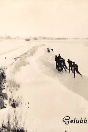 Szybka dostawa Onbekend Winter Schaatsers op het ijs in de sneeuw Gelukkig Nieuwjaar 1959 HC48389