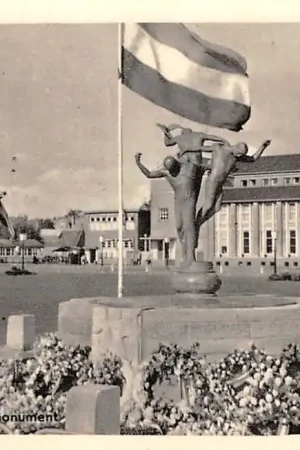 Eindhoven Oorlogs monument WO2 HC48148 Promocja