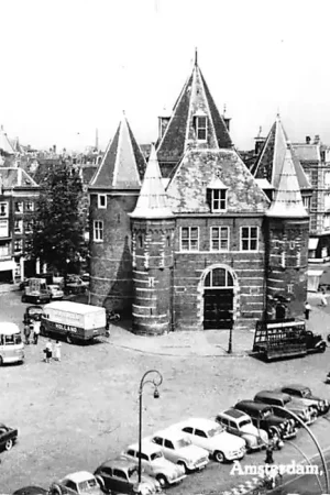 Kup teraz Amsterdam 1966 Auto bus Nieuwmarkt met Waag HC1208