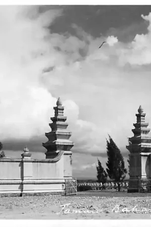 Tylko dziś Nederlands-Indië Taman Bahagia Solo 271 Indonesië Indonesia Fotokaart HC838