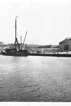 Kortgene Haven Binnenvaart schepen Coöp. Landbouwver. Noord-Beveland HC696 Popularny