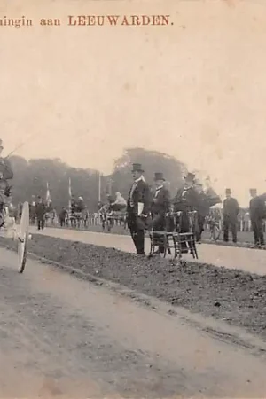 Premium Leeuwarden Bezoek H.M. de Koningin Paard en wagen Koetsen HC408