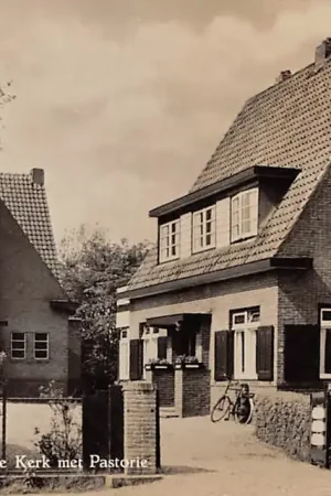 Ostatnia szansa Vinkeveen Gereformeerde Kerk met Pastorie HC310