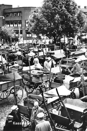 Bezpieczna płatność Bodegraven Kaasmarkt Boeren brikken kaas markt 1962 HC288