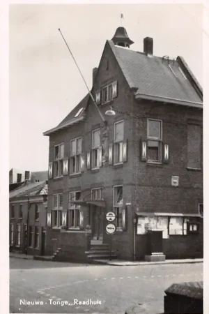 Kup teraz Nieuwe-Tonge Raadhuis Goeree-Overflakkee HC53070