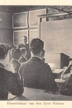 Wysoka jakość Haarlem Koudenhorn Klasselokaal van den Heer Ruinen HC30357