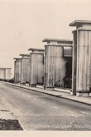 Oryginalny Wieringen Uitwateringssluizen Afsluitdijk IJsselmeer 1950 HC47827