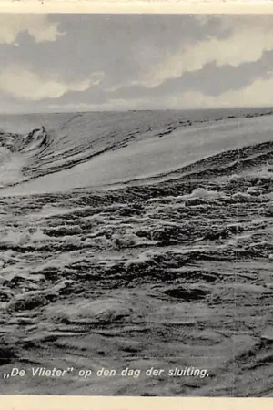 Den Oever De stroom in het sluitgat van De Vlieter op den dag der sluiting 28 mei 1932 IJsselmeer Afsluitdijk HC30371 Ostatnia szansa