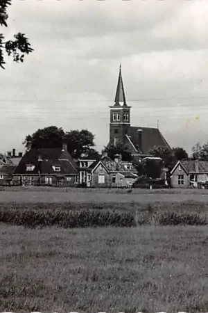 Tani Gezicht op Tjerkwerd Friesland HC47949