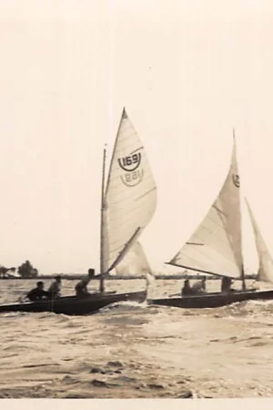 Sneek Zeilschepen op het meer HC6762 Zwrot pieniędzy