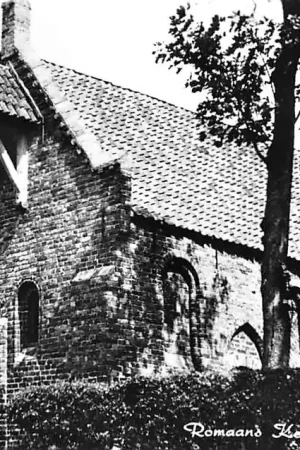 Premium Janum Romaans Kerkje Ferwerderadeel Friesland HC1844