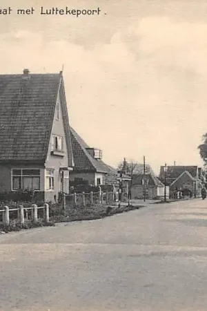 Harderwijk Hierderstraat met Lutteke poort HC51421 Wyprzedaż
