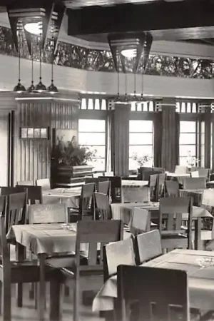 Promocja Beekbergen Troelstra-Oord Eet- en Conversatiezaal Veluwe HC47932