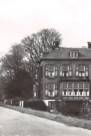 Opijnen Huize Uiterwaarde 1965 Tielerwaard West Betuwe HC47109 Rabat