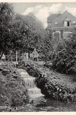 Velp Watervalletje in het Villapark 1934 HC44620 Tani