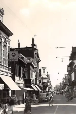 Apeldoorn Hoofdstraat Sigarenmagazijn links HC26963 Wysoka jakość