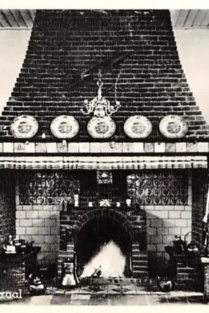 Ekspresowa dostawa Hulshorst Veluwe Vacantieoord De Dageraad Schouw in de grote zaal 1953 HC16013