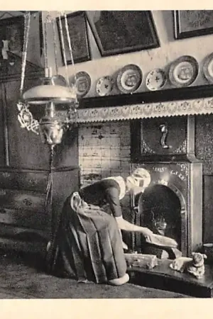 Op de Veluwe Binnenhuisje Vrouw in klerderdracht HC14093 Darmowa dostawa