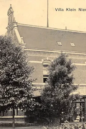 Villa Klein Nienoort de Leek 1908 HC60462 Rabat