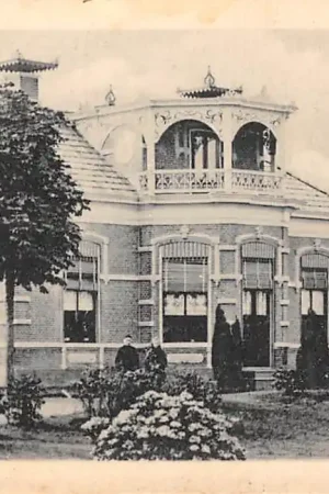 Uithuizermeeden Villa 1905 Het Hoge Land HC43825 Tani