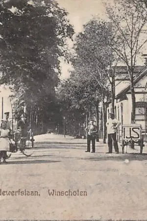 Promocja Winschoten Oudewerfslaan IJsverkoper HC44378